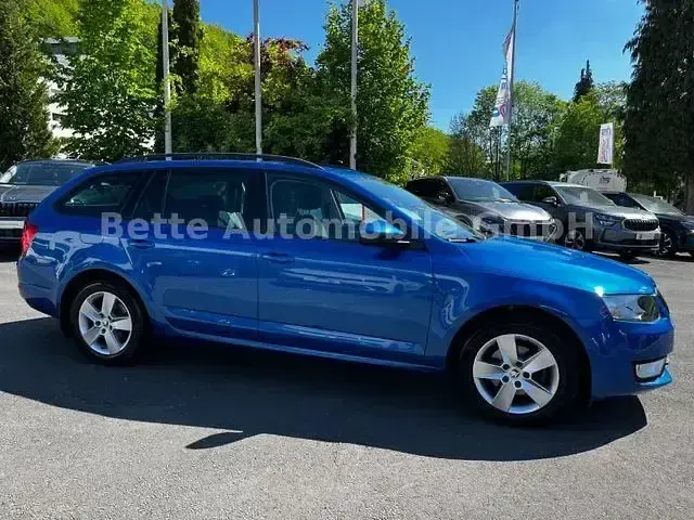 Gebraucht Skoda Octavia Active 150 PS (110 kW) 2016 Blau Kombi
