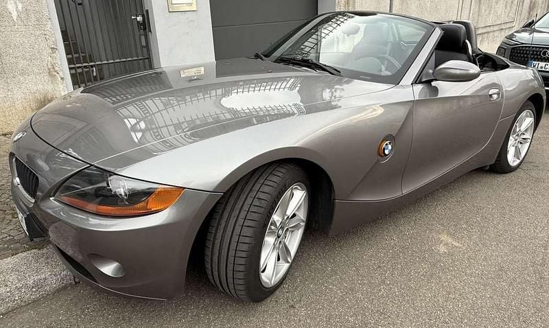 Gebraucht BMW Z4 192 PS (141 kW) 2004 Grau Cabrio