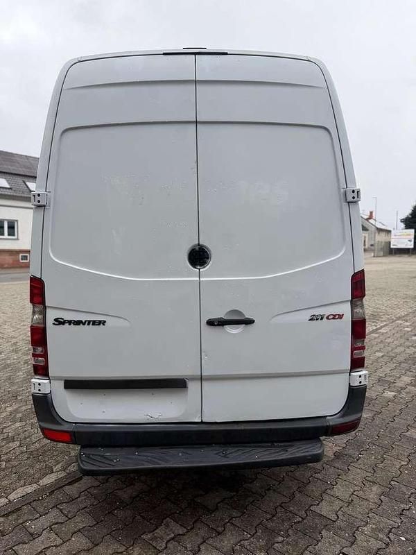 Second-hand Mercedes Sprinter 109 CP (80 kW) 2008 Van