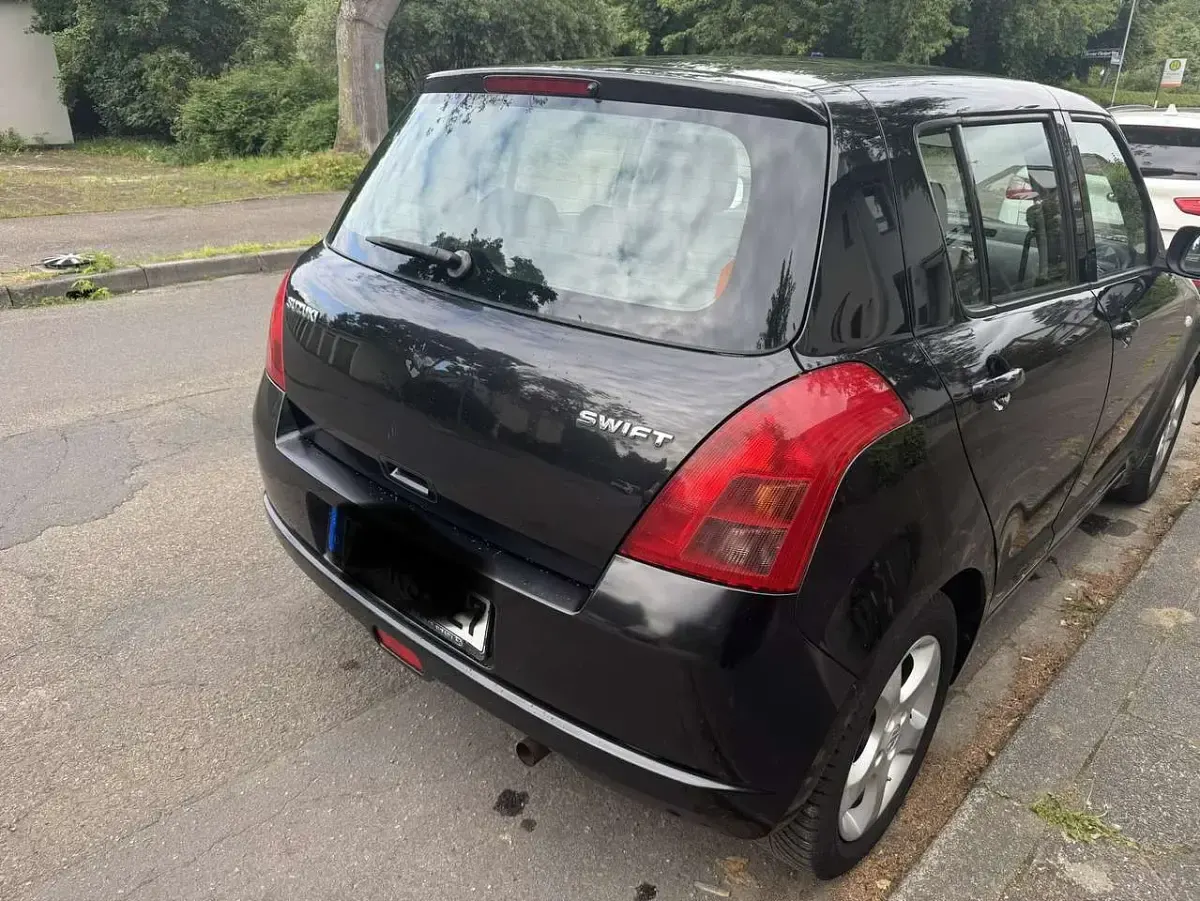 Gebraucht Suzuki Swift Club 92 PS (67 kW) 2005 Kleinwagen