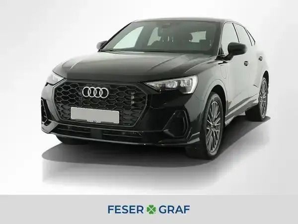 Mythosschwarz metallic Gebraucht 2022 Audi Q3 Sportback Ambiente SUV | 35.844 € (Fairer Preis) - Bild 1/4