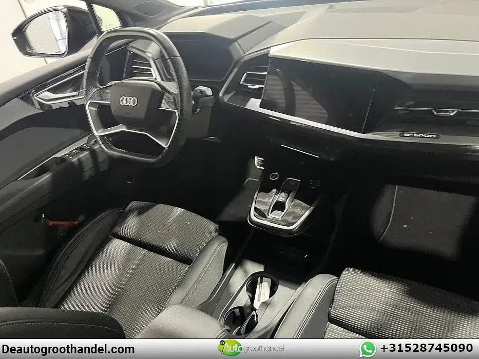 Gebraucht Audi Q4 e-tron Competition 150 kW (204 PS) 2022 Schwarz SUV