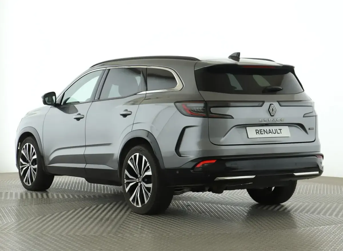 Begagnad Renault Espace Iconic 200 HK (147 kW) 2025 Grå SUV