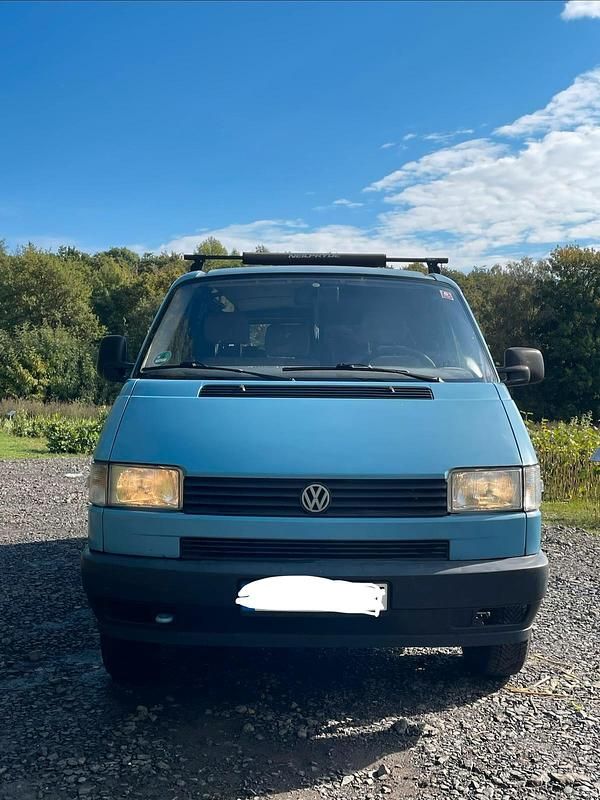 Second-hand VW T4 84 CP (61 kW) 1995 Albastru Van