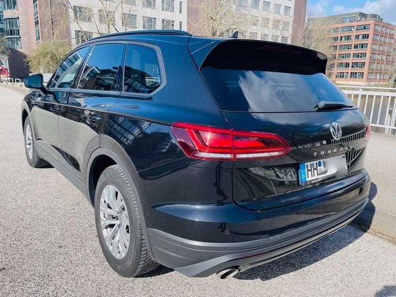 Gebraucht VW Touareg 231 PS (169 kW) 2020 Schwarz SUV