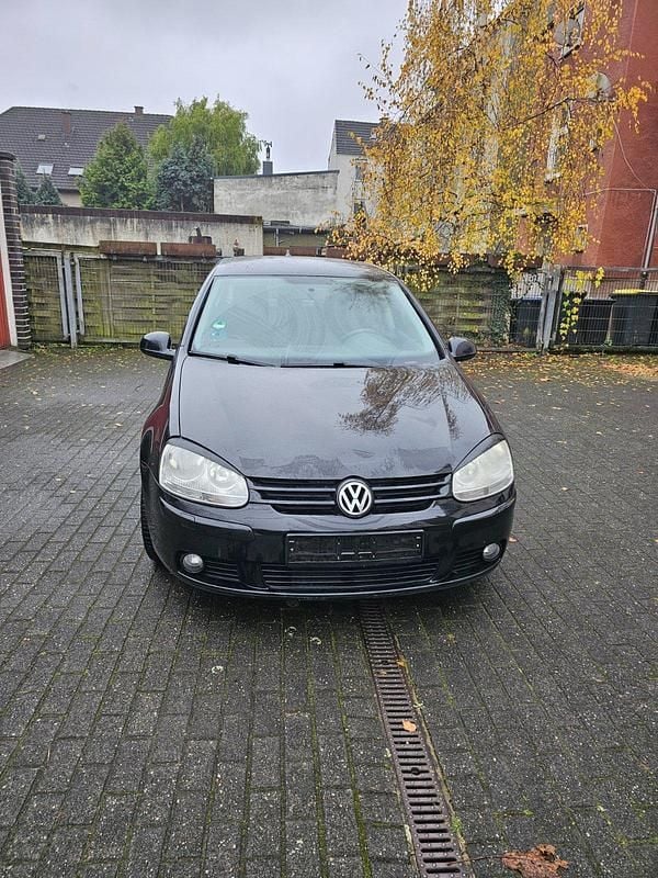 Schwarz Gebraucht 2006 VW Golf V Goal Kleinwagen | 2.000 € (Guter Preis) - Bild 1/4