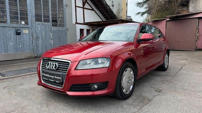 Gebraucht Audi A3 Ambiente 125 PS (91 kW) 2009 Rot Kleinwagen
