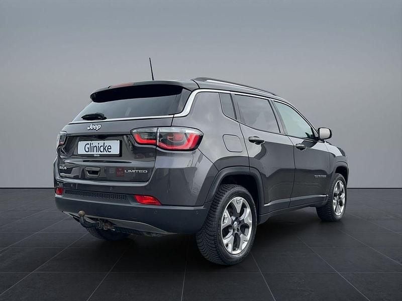 Gebraucht Jeep Compass Limited 170 PS (125 kW) 2020 Grau SUV