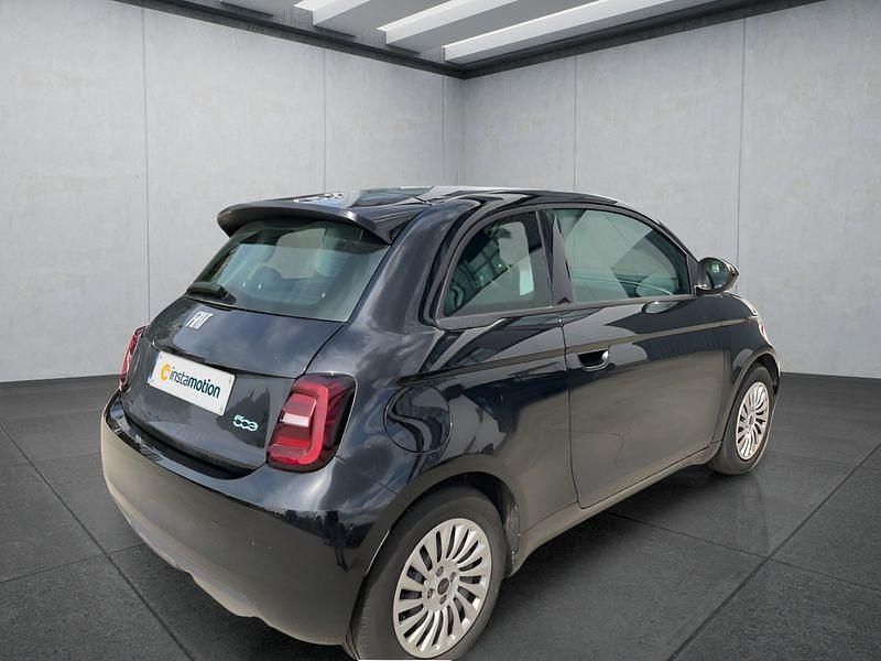 Gebraucht Fiat 500e Action 69 kW (95 PS) 2023 Schwarz Kleinwagen