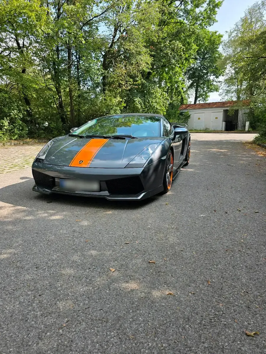 Gebraucht Lamborghini Gallardo 600 PS (441 kW) 2008 Grau Cabrio