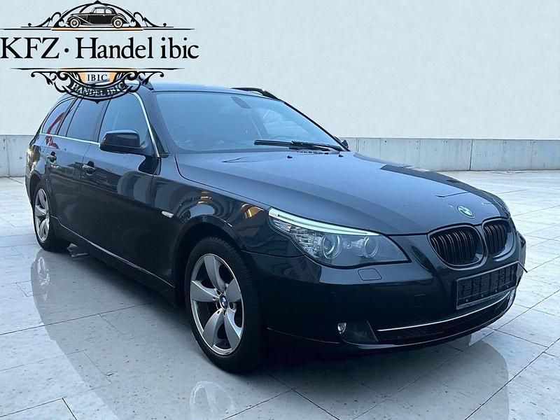 Gebraucht BMW 520 Advantage 177 PS (130 kW) 2010 Schwarz Kombi