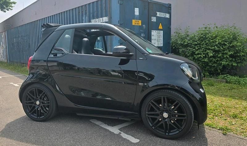 Schwarz Gebraucht 2016 Smart ForTwo Cabrio Brabus Cabrio | 14.000 € (Superpreis) - Bild 1/4