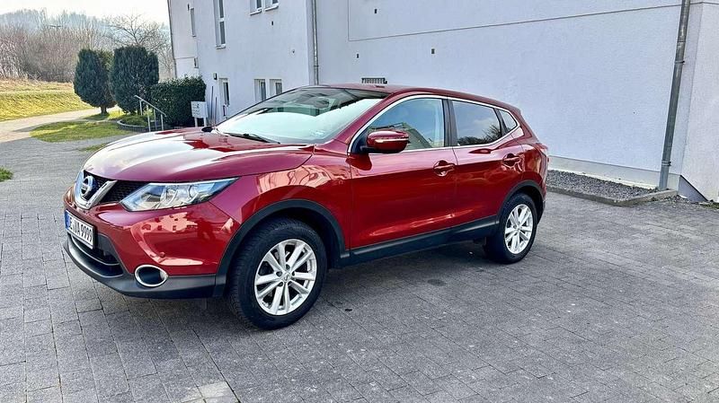 Gebraucht 2015 Nissan Qashqai Acenta SUV | 9.100 € (Etwas zu teuer) - Bild 1/1