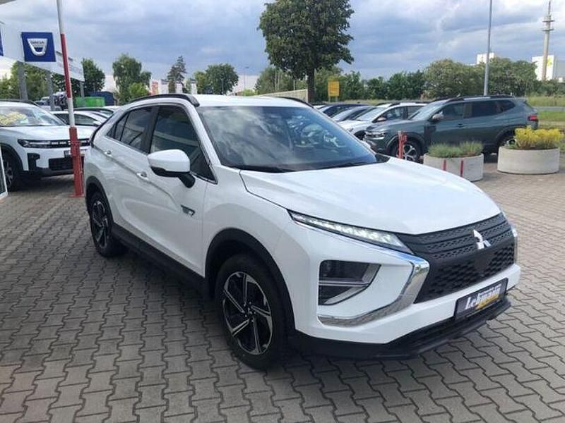 Gebraucht Mitsubishi Eclipse Cross 98 PS (72 kW) 2022 Weiß SUV