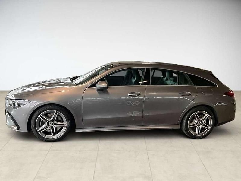 Gebraucht Mercedes CLA200 Shooting Brake AMG 163 PS (119 kW) 2024 Grau Kombi