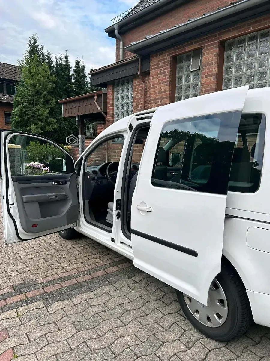 Gebraucht VW Caddy Life 75 PS (55 kW) 2009 Weiß Van / Kleinbus