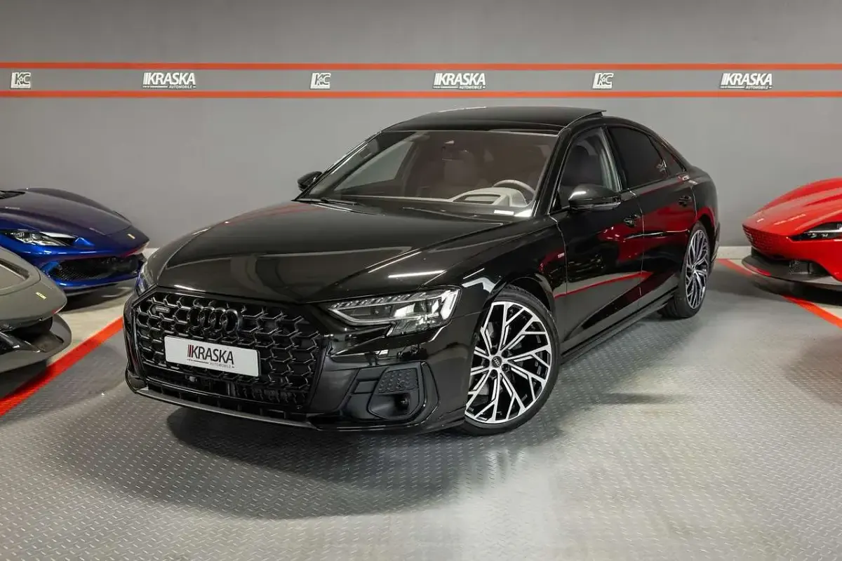 Gebraucht Audi A8 Ambiente 286 PS (210 kW) 2025 Mythosschwarz metallic Limousine