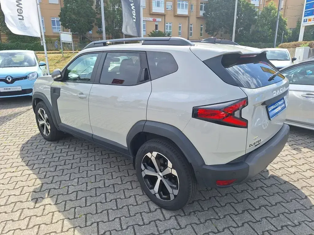 Gebraucht Dacia Duster Journey 141 PS (103 kW) 2025 Sandstone SUV
