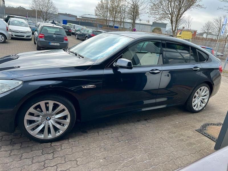 Blau Gebraucht 2013 BMW 535 M Sport Limousine | 11.499 € (Superpreis) - Bild 1/4