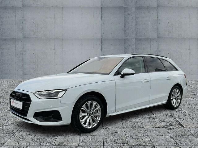 Gebraucht Audi A4 Advanced Plus 204 PS (150 kW) 2023 Gletscherweiß metallic Kombi