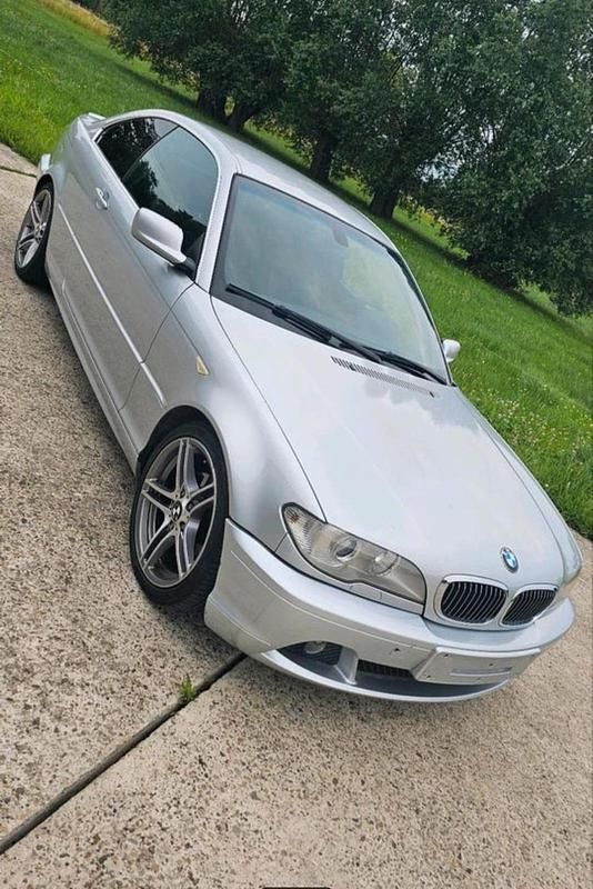 Silber Gebraucht 2003 BMW 320 Performance Coupé | 6.000 € (Fairer Preis) - Bild 1/4