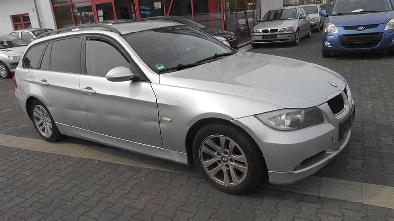 Gebraucht BMW 318 129 PS (94 kW) 2006 Silber Kombi