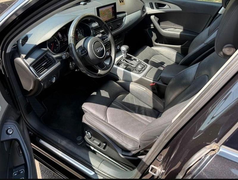 Gebraucht Audi A6 Comfort 245 PS (180 kW) 2012 Schwarz Kombi