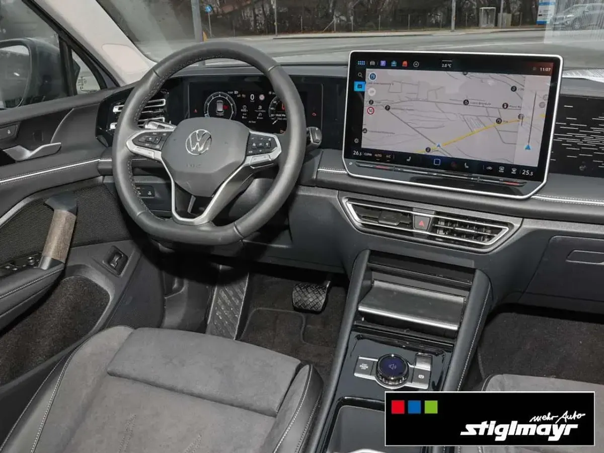 Neu VW Tiguan Elegance 150 PS (110 kW) 2026 Delfingrau metallic SUV