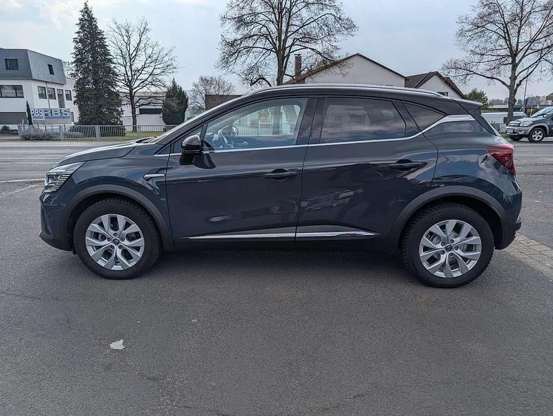 Gebraucht Renault Captur Intens 131 PS (96 kW) 2020 Blau (blue rpe + black gne) SUV