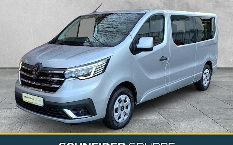 Highlandgrau metallic Gebraucht 2024 Renault Trafic Evolution Van / Kleinbus | 39.990 € (Guter Preis) - Bild 1/4