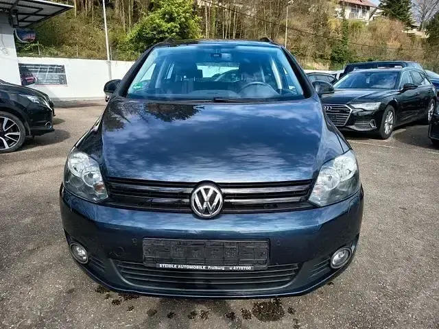 Gebraucht VW Golf VII Match 122 PS (89 kW) 2012 Blau Limousine