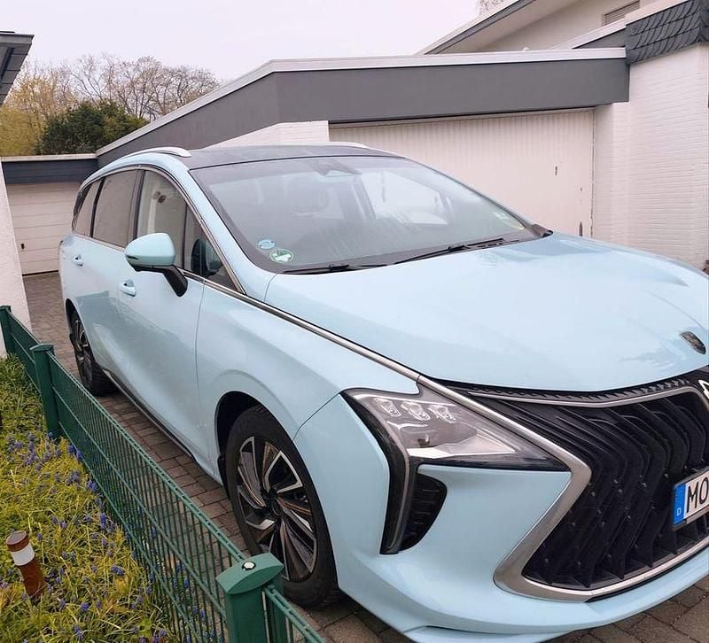 Gebraucht DFSK Forthing 4 177 PS (130 kW) 2024 Blau Van / Kleinbus