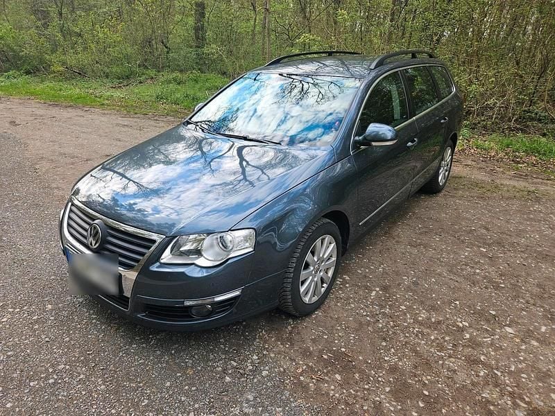 Gebraucht VW Passat 110 PS (80 kW) 2010 Grau Kombi