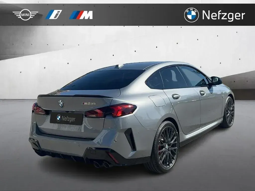 Gebraucht BMW M235 M Sport 300 PS (220 kW) 2025 Grau Coupé