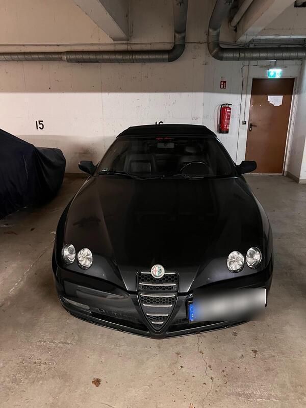 Schwarz Gebraucht 2004 Alfa Romeo Spider Cabrio | 4.400 € - Bild 1/4