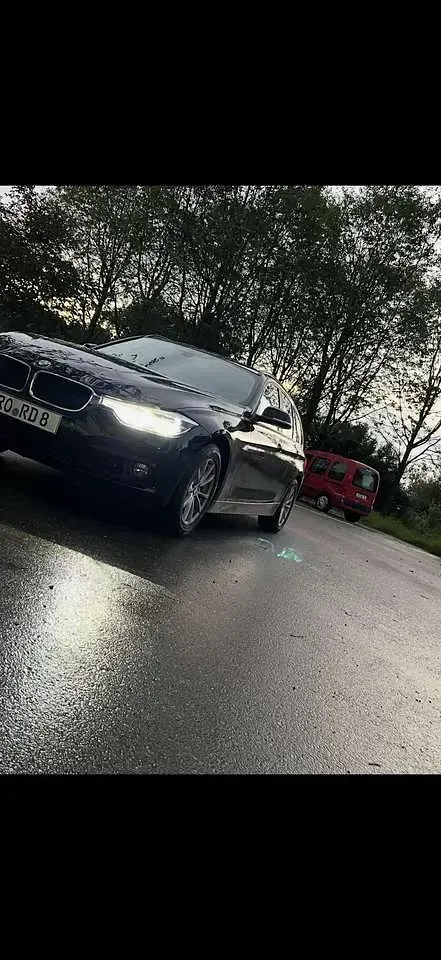 Gebraucht BMW 318 Advantage 136 PS (100 kW) 2018 Kombi