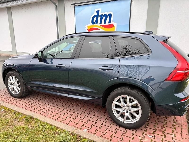 Gebraucht Volvo XC60 Plus 184 PS (135 kW) 2023 Blau SUV