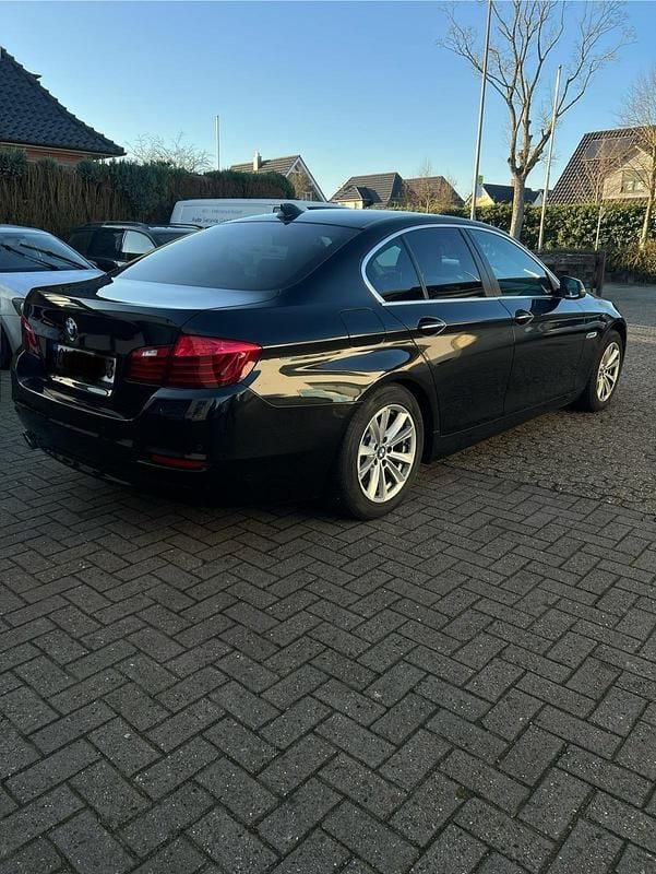 Gebraucht BMW 520 190 PS (139 kW) 2016 Schwarz Limousine