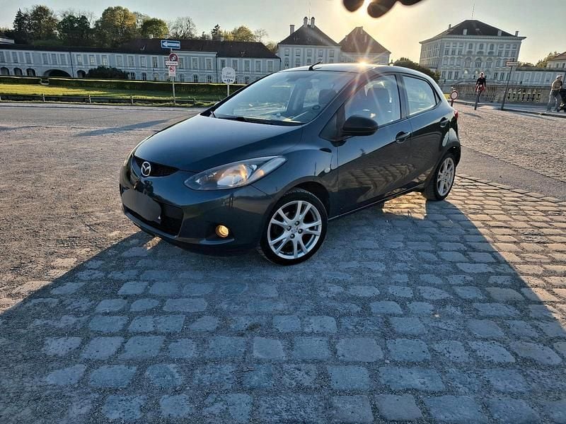 Second-hand Mazda 2 103 CP (75 kW) 2008 Andere farben Hatchback