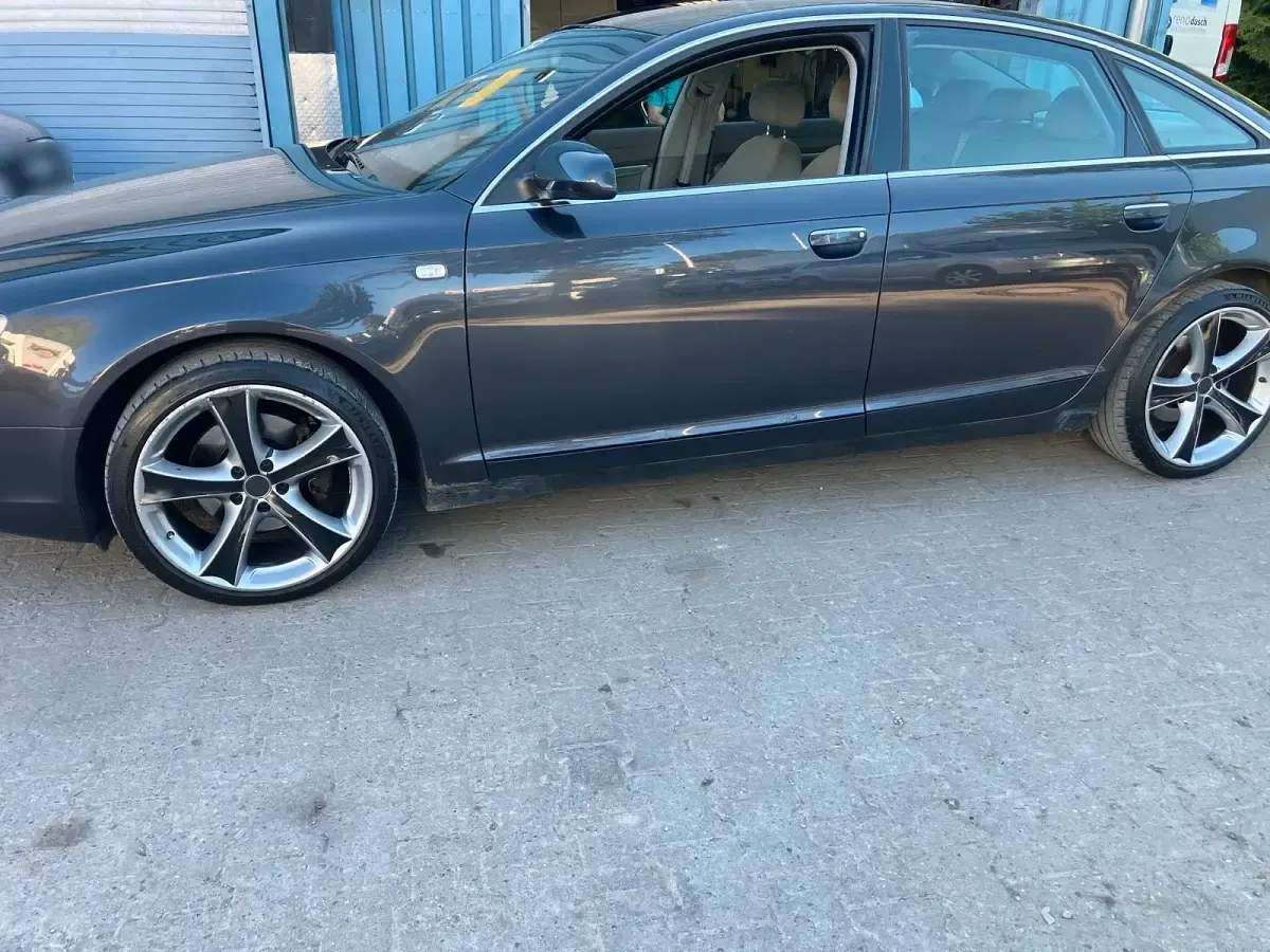 Gebraucht Audi A6 177 PS (130 kW) 2004 Grau Limousine