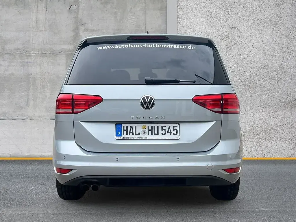 Gebraucht VW Touran Goal 150 PS (110 kW) 2025 Oyster silver metallic Van / Kleinbus