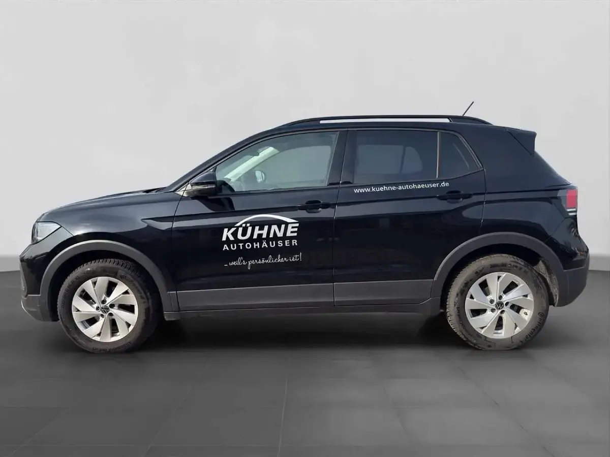 Gebraucht VW T-Cross Life 95 PS (69 kW) 2026 Deep black perleffekt SUV