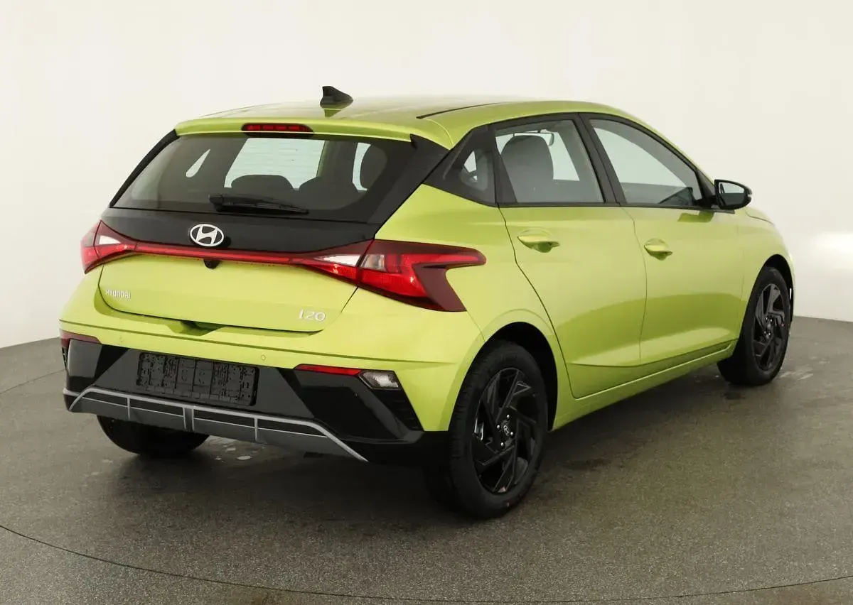 Neu Hyundai i20 GO! 90 PS (66 kW) 2026 Lucid lime metallic Kleinwagen