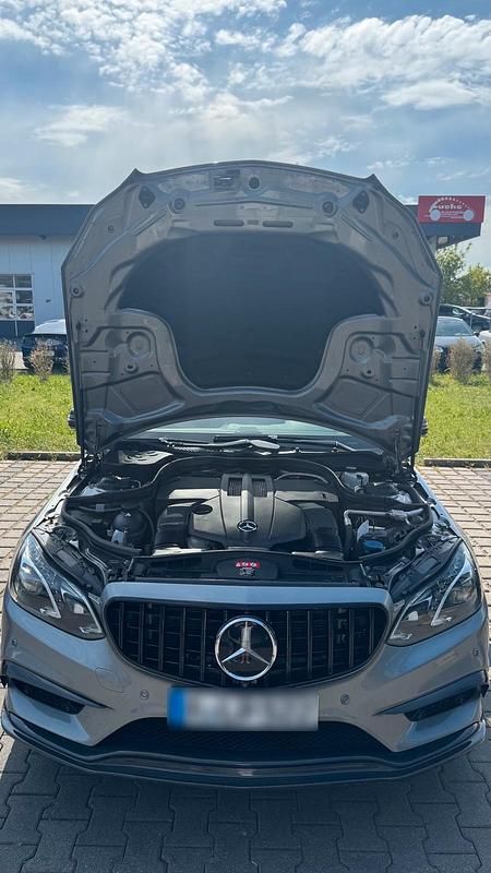 Gebraucht Mercedes E400 333 PS (244 kW) 2013 Silber Limousine