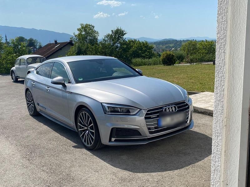 Silber Gebraucht 2018 Audi A5 S-Line Coupé | 22.700 € (Superpreis) - Bild 1/4