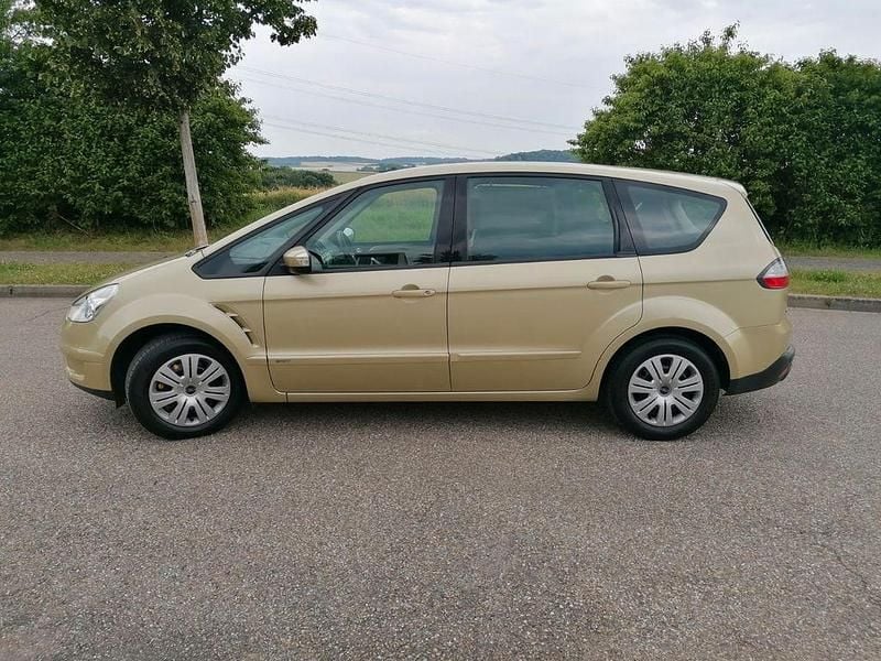 Gebraucht Ford S-MAX Trend 220 PS (161 kW) 2006 Gold Van / Kleinbus
