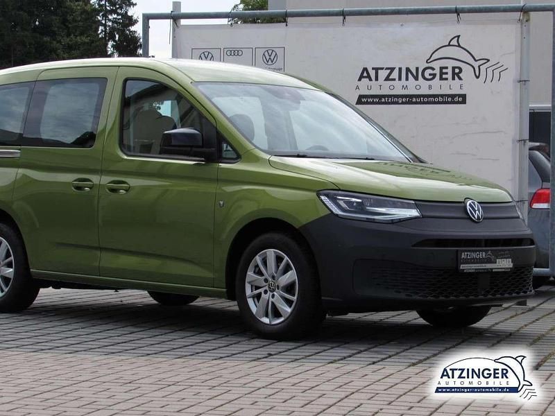 Golden green (grün) Gebraucht 2022 VW Caddy Basis Van / Kleinbus | 31.990 € (Etwas zu teuer) - Bild 1/4