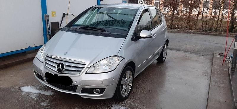 Usata Mercedes A180 2012 Argento Utilitaria