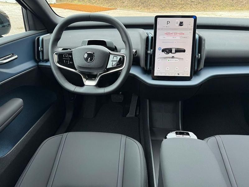 Neu Volvo EX30 Plus 200 kW (272 PS) 2026 Schwarz SUV