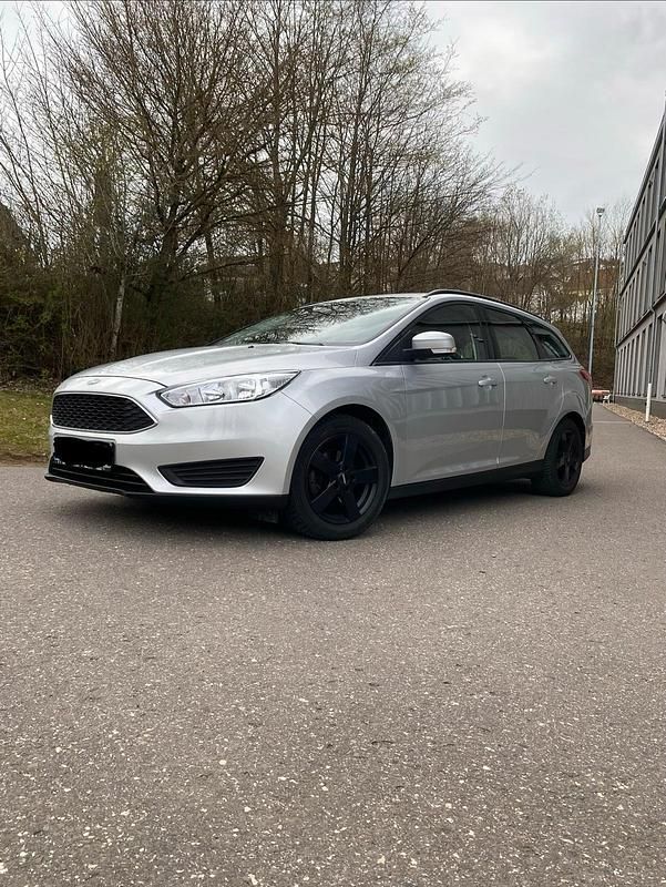 Usata Ford Focus 125 CV (91 kW) 2017 Argento Station wagon